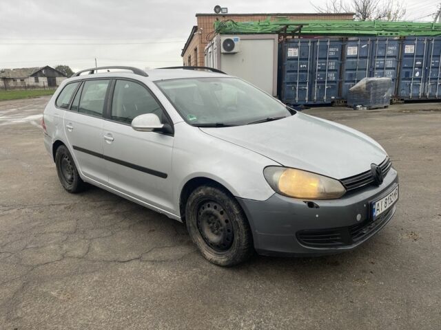 Серый Фольксваген Гольф, объемом двигателя 1.6 л и пробегом 392 тыс. км за 5000 $, фото 1 на Automoto.ua