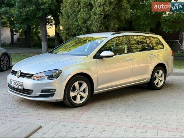 Серый Фольксваген Гольф, объемом двигателя 1.6 л и пробегом 275 тыс. км за 9614 $, фото 1 на Automoto.ua