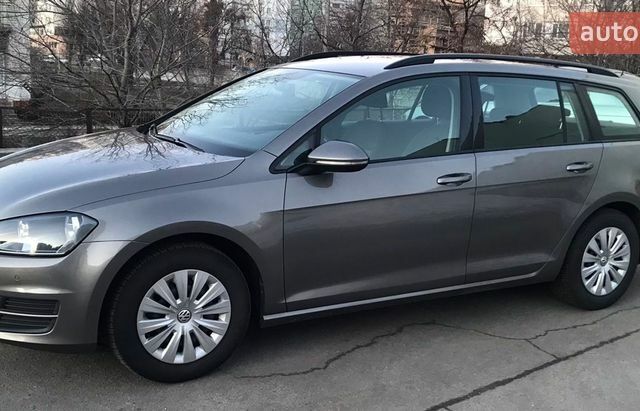 Серый Фольксваген Гольф, объемом двигателя 1.6 л и пробегом 267 тыс. км за 10700 $, фото 1 на Automoto.ua