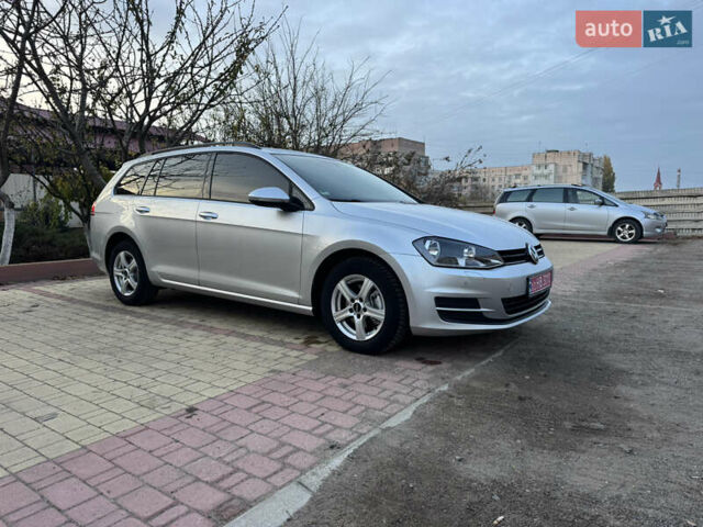 Серый Фольксваген Гольф, объемом двигателя 1.6 л и пробегом 267 тыс. км за 10300 $, фото 1 на Automoto.ua