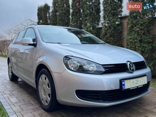 Серый Фольксваген Гольф, объемом двигателя 1.2 л и пробегом 121 тыс. км за 7999 $, фото 1 на Automoto.ua