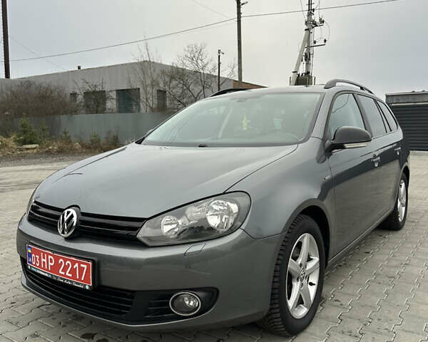 Серый Фольксваген Гольф, объемом двигателя 1.4 л и пробегом 243 тыс. км за 8800 $, фото 1 на Automoto.ua