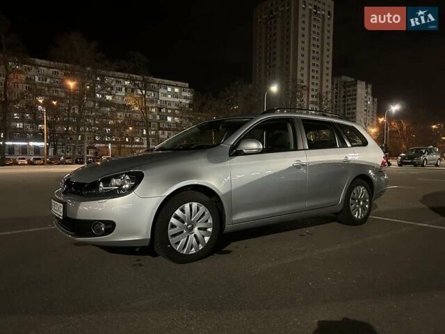Серый Фольксваген Гольф, объемом двигателя 1.6 л и пробегом 165 тыс. км за 9900 $, фото 1 на Automoto.ua