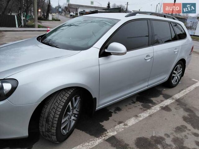 Серый Фольксваген Гольф, объемом двигателя 1.6 л и пробегом 259 тыс. км за 7700 $, фото 1 на Automoto.ua