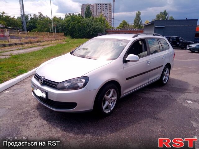 Серый Фольксваген Гольф, объемом двигателя 1.6 л и пробегом 159 тыс. км за 8750 $, фото 1 на Automoto.ua