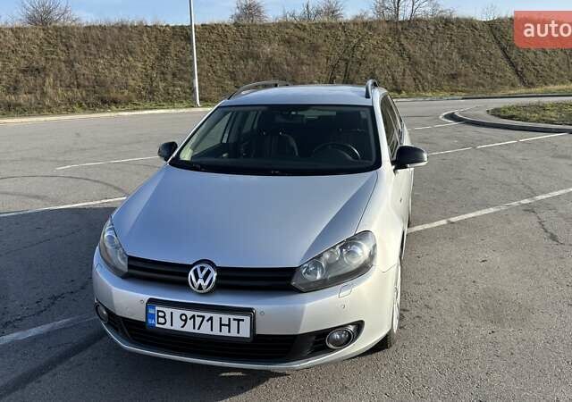 Серый Фольксваген Гольф, объемом двигателя 1.97 л и пробегом 308 тыс. км за 9500 $, фото 1 на Automoto.ua