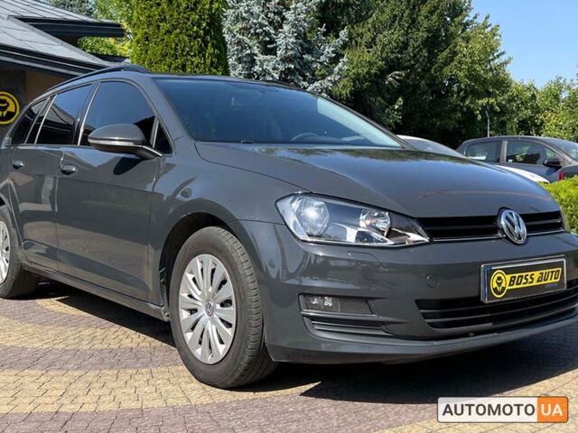 Серый Фольксваген Гольф, объемом двигателя 1.6 л и пробегом 200 тыс. км за 10100 $, фото 1 на Automoto.ua