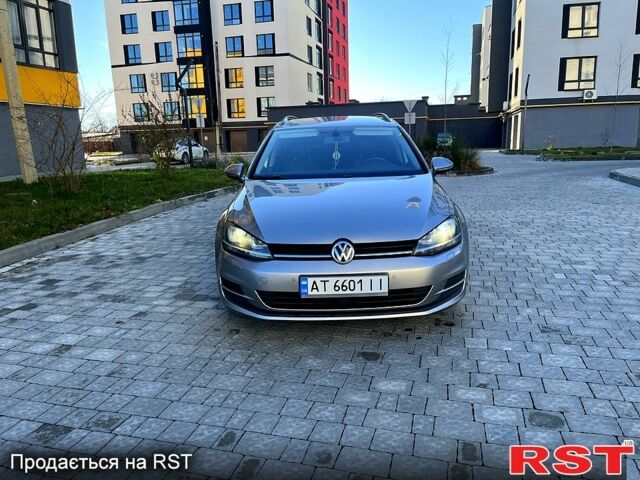 Сірий Фольксваген Гольф, об'ємом двигуна 1.6 л та пробігом 300 тис. км за 12500 $, фото 1 на Automoto.ua