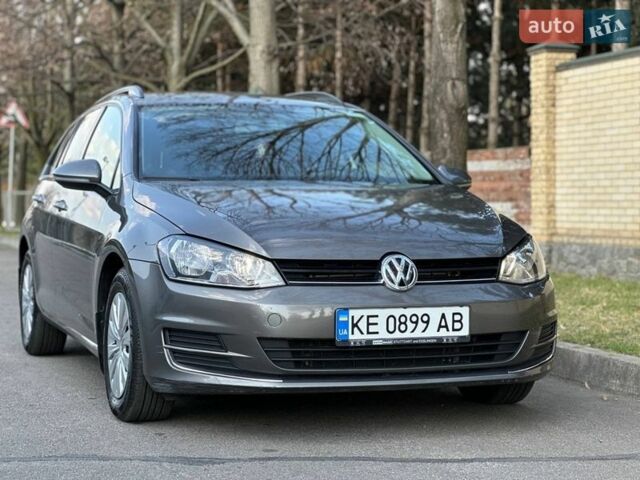 Серый Фольксваген Гольф, объемом двигателя 1.6 л и пробегом 195 тыс. км за 9700 $, фото 1 на Automoto.ua