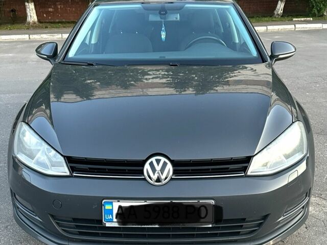 Серый Фольксваген Гольф, объемом двигателя 1.6 л и пробегом 252 тыс. км за 9800 $, фото 1 на Automoto.ua