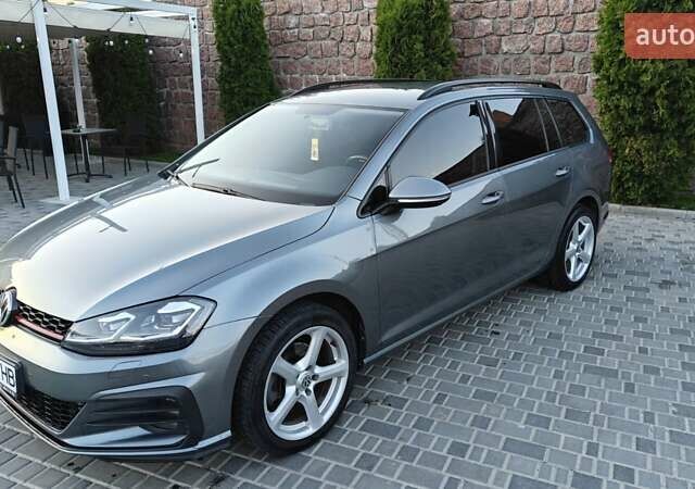 Серый Фольксваген Гольф, объемом двигателя 1.8 л и пробегом 184 тыс. км за 10600 $, фото 1 на Automoto.ua