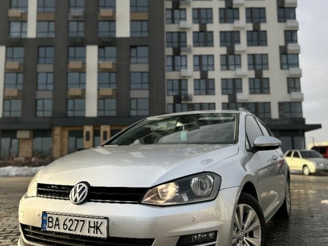 Серый Фольксваген Гольф, объемом двигателя 1.6 л и пробегом 300 тыс. км за 10700 $, фото 1 на Automoto.ua