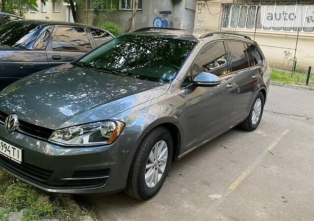 Серый Фольксваген Гольф, объемом двигателя 1.8 л и пробегом 155 тыс. км за 10800 $, фото 1 на Automoto.ua
