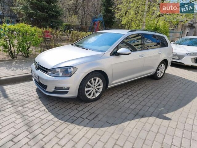 Серый Фольксваген Гольф, объемом двигателя 1.6 л и пробегом 302 тыс. км за 11000 $, фото 1 на Automoto.ua