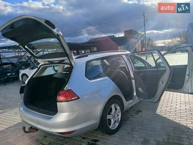 Серый Фольксваген Гольф, объемом двигателя 1.6 л и пробегом 217 тыс. км за 12500 $, фото 1 на Automoto.ua