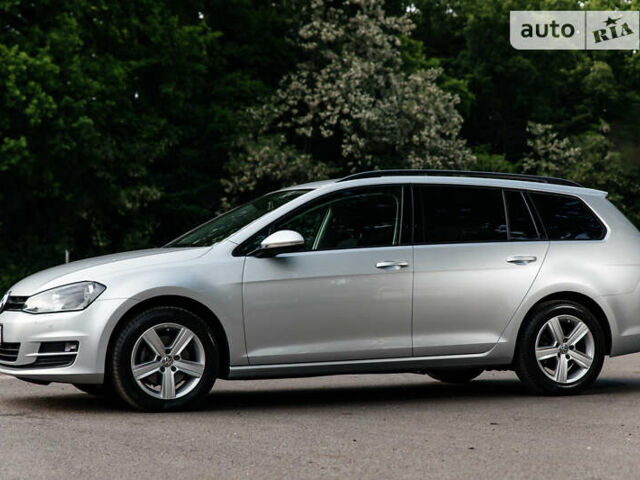 Серый Фольксваген Гольф, объемом двигателя 1.6 л и пробегом 250 тыс. км за 11100 $, фото 1 на Automoto.ua