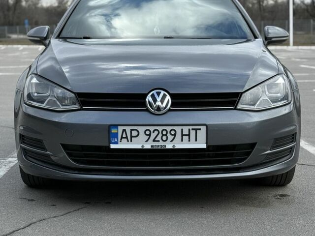 Серый Фольксваген Гольф, объемом двигателя 2 л и пробегом 205 тыс. км за 12800 $, фото 1 на Automoto.ua