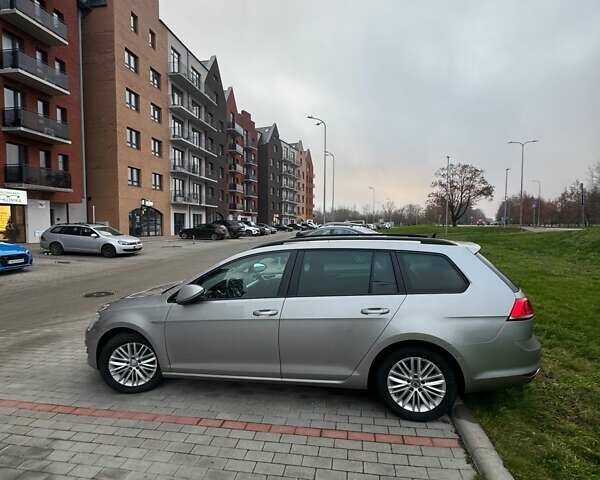 Серый Фольксваген Гольф, объемом двигателя 1.6 л и пробегом 282 тыс. км за 13000 $, фото 1 на Automoto.ua