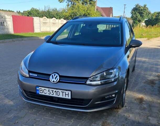 Серый Фольксваген Гольф, объемом двигателя 1.4 л и пробегом 247 тыс. км за 10800 $, фото 1 на Automoto.ua
