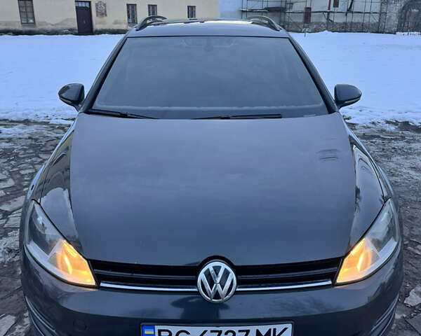 Серый Фольксваген Гольф, объемом двигателя 1.6 л и пробегом 303 тыс. км за 9300 $, фото 1 на Automoto.ua