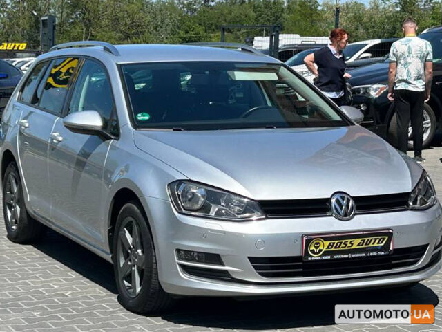 Серый Фольксваген Гольф, объемом двигателя 1.6 л и пробегом 215 тыс. км за 11800 $, фото 1 на Automoto.ua