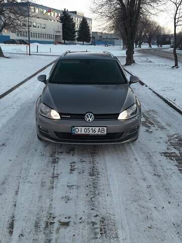 Серый Фольксваген Гольф, объемом двигателя 1.6 л и пробегом 218 тыс. км за 12000 $, фото 1 на Automoto.ua