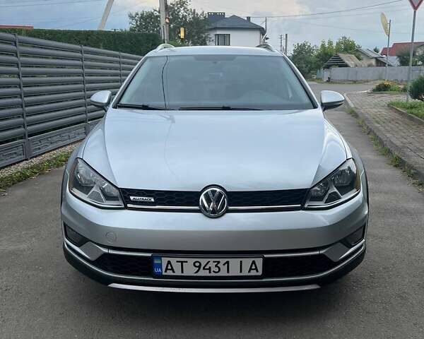 Серый Фольксваген Гольф, объемом двигателя 1.8 л и пробегом 111 тыс. км за 13800 $, фото 1 на Automoto.ua