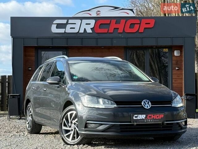 Серый Фольксваген Гольф, объемом двигателя 1.6 л и пробегом 277 тыс. км за 11900 $, фото 1 на Automoto.ua