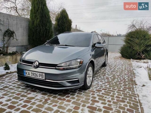 Серый Фольксваген Гольф, объемом двигателя 1.8 л и пробегом 138 тыс. км за 14500 $, фото 1 на Automoto.ua
