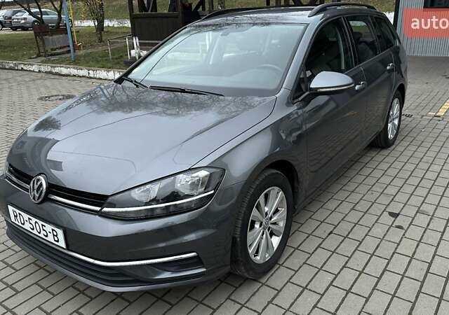 Сірий Фольксваген Гольф, об'ємом двигуна 1.6 л та пробігом 210 тис. км за 14500 $, фото 1 на Automoto.ua