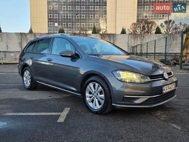 Серый Фольксваген Гольф, объемом двигателя 1.6 л и пробегом 281 тыс. км за 12600 $, фото 1 на Automoto.ua
