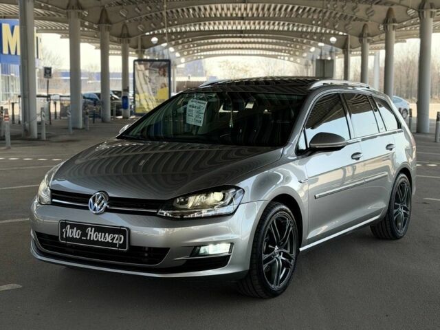 Серый Фольксваген Гольф, объемом двигателя 0 л и пробегом 157 тыс. км за 13700 $, фото 1 на Automoto.ua