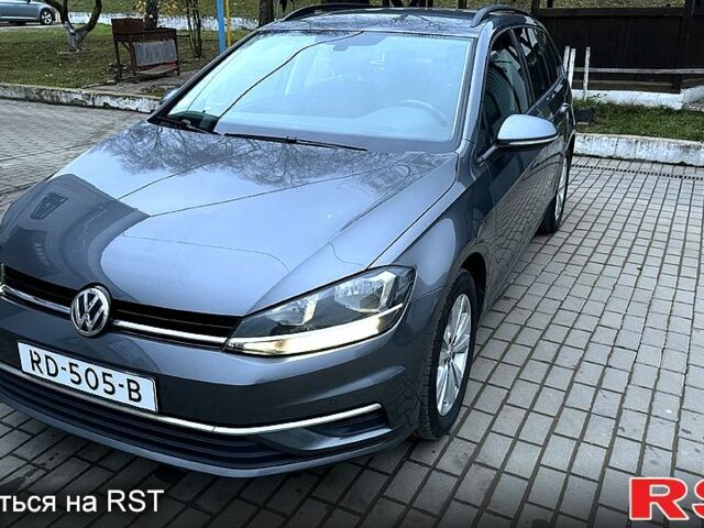 Серый Фольксваген Гольф, объемом двигателя 1.6 л и пробегом 210 тыс. км за 14500 $, фото 1 на Automoto.ua