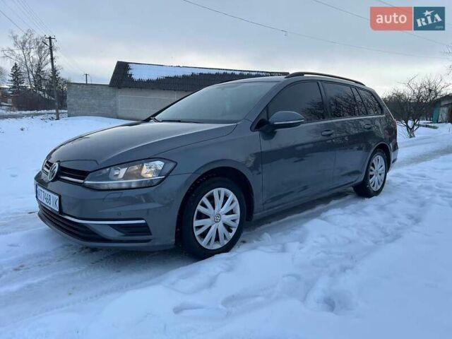 Серый Фольксваген Гольф, объемом двигателя 1.6 л и пробегом 177 тыс. км за 12150 $, фото 1 на Automoto.ua