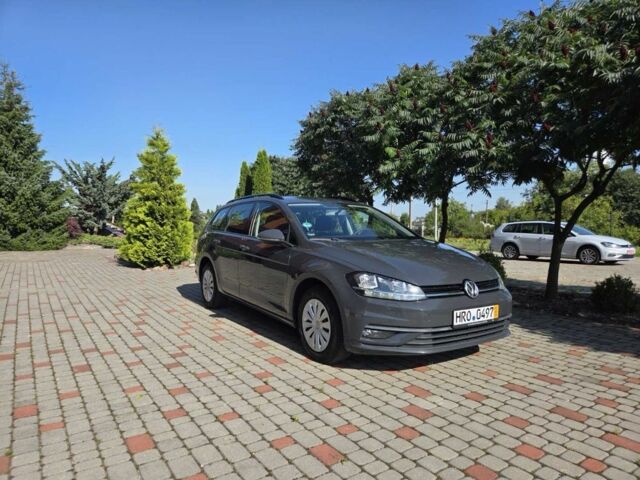 Серый Фольксваген Гольф, объемом двигателя 1.6 л и пробегом 239 тыс. км за 11900 $, фото 1 на Automoto.ua