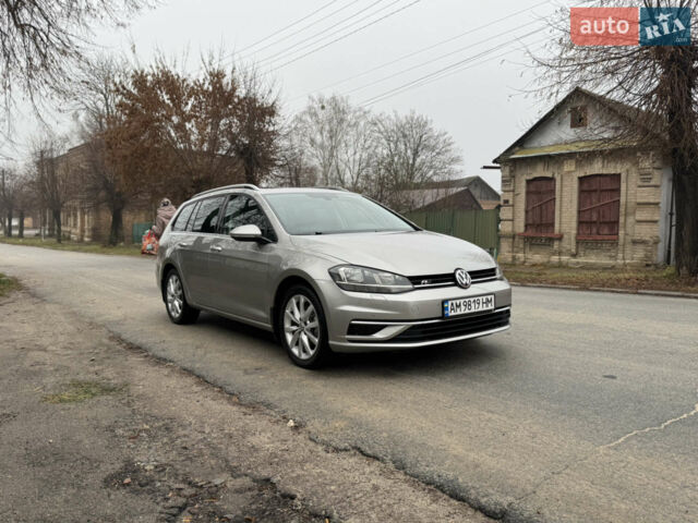Сірий Фольксваген Гольф, об'ємом двигуна 1.6 л та пробігом 330 тис. км за 12200 $, фото 1 на Automoto.ua