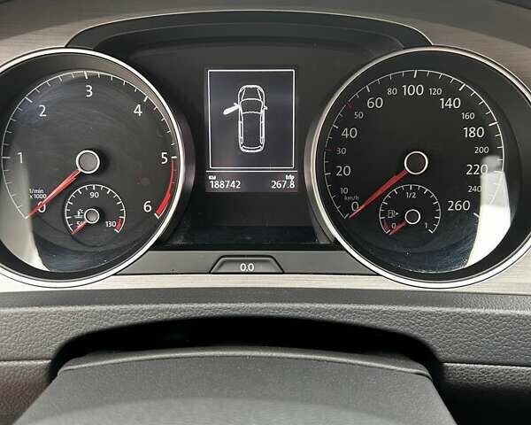 Сірий Фольксваген Гольф, об'ємом двигуна 1.6 л та пробігом 219 тис. км за 12500 $, фото 1 на Automoto.ua