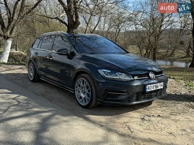 Серый Фольксваген Гольф, объемом двигателя 1.97 л и пробегом 225 тыс. км за 18500 $, фото 1 на Automoto.ua