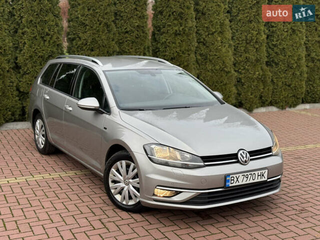 Сірий Фольксваген Гольф, об'ємом двигуна 1.6 л та пробігом 272 тис. км за 12000 $, фото 1 на Automoto.ua