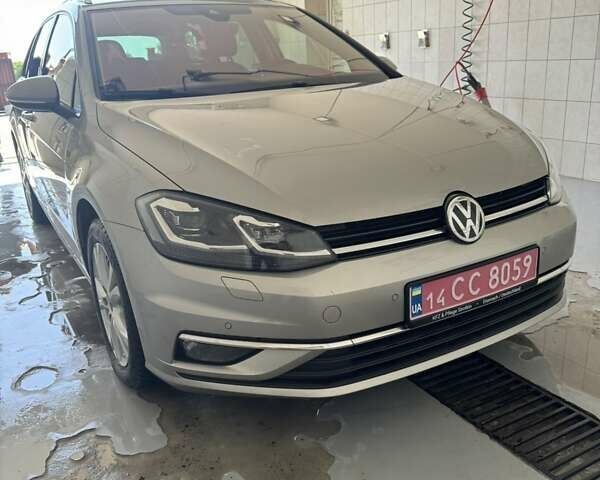 Сірий Фольксваген Гольф, об'ємом двигуна 2 л та пробігом 230 тис. км за 14850 $, фото 1 на Automoto.ua