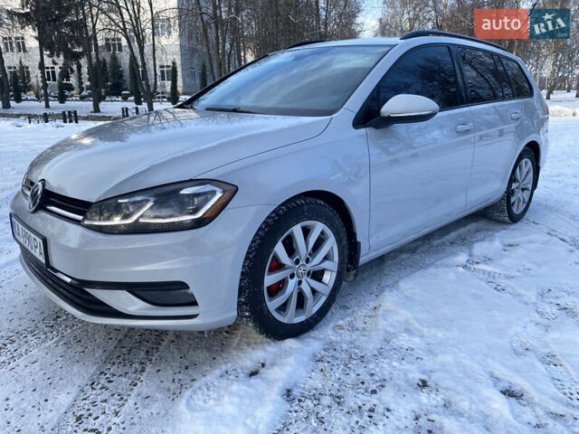 Серый Фольксваген Гольф, объемом двигателя 1.4 л и пробегом 129 тыс. км за 13899 $, фото 1 на Automoto.ua