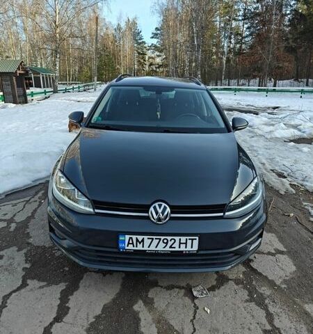 Серый Фольксваген Гольф, объемом двигателя 1.6 л и пробегом 202 тыс. км за 13800 $, фото 1 на Automoto.ua