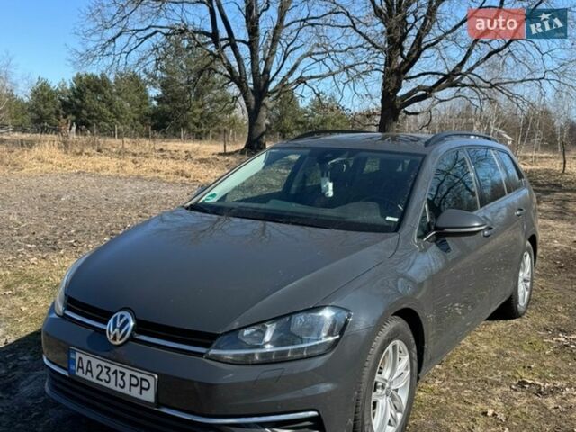 Серый Фольксваген Гольф, объемом двигателя 1.97 л и пробегом 225 тыс. км за 14500 $, фото 1 на Automoto.ua