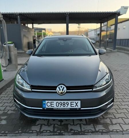 Серый Фольксваген Гольф, объемом двигателя 1.6 л и пробегом 280 тыс. км за 16000 $, фото 1 на Automoto.ua