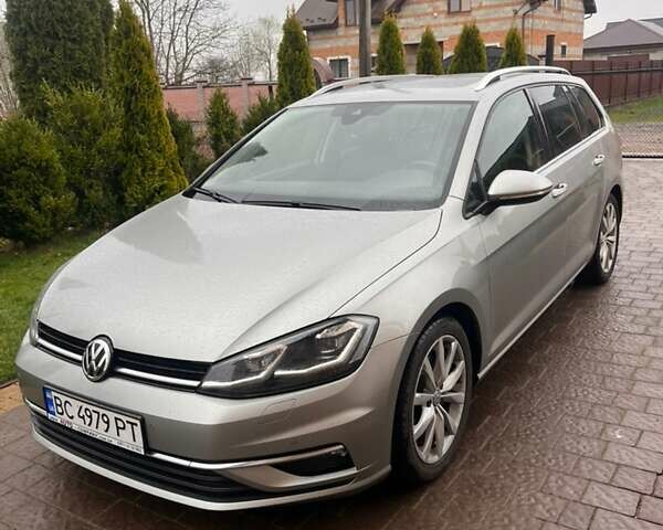 Серый Фольксваген Гольф, объемом двигателя 1.97 л и пробегом 266 тыс. км за 17700 $, фото 1 на Automoto.ua