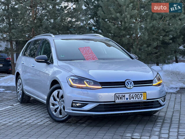 Сірий Фольксваген Гольф, об'ємом двигуна 1.6 л та пробігом 204 тис. км за 14499 $, фото 1 на Automoto.ua