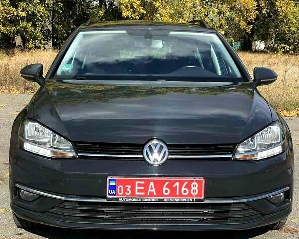 Серый Фольксваген Гольф, объемом двигателя 1.97 л и пробегом 236 тыс. км за 15900 $, фото 1 на Automoto.ua