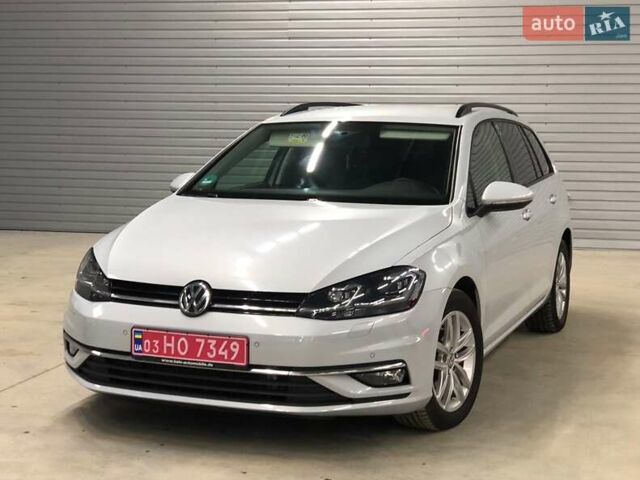Серый Фольксваген Гольф, объемом двигателя 2 л и пробегом 206 тыс. км за 13900 $, фото 1 на Automoto.ua