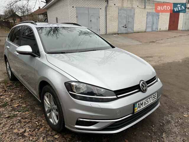 Серый Фольксваген Гольф, объемом двигателя 1.6 л и пробегом 198 тыс. км за 16300 $, фото 1 на Automoto.ua