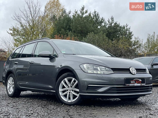 Серый Фольксваген Гольф, объемом двигателя 2 л и пробегом 197 тыс. км за 16790 $, фото 1 на Automoto.ua